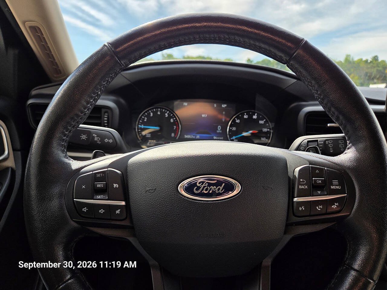 Used 2020 Ford Explorer XLT w/ Comfort Package AWD/4WD image 12