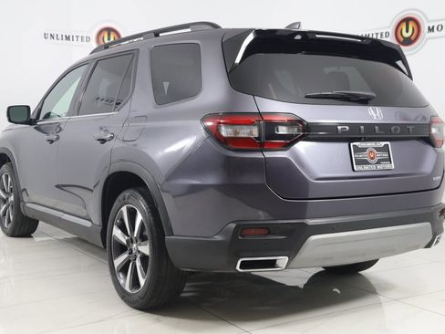 Used 2023 Honda Pilot Elite image 4
