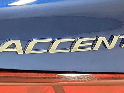 Used 2018 Hyundai Accent SE image 27