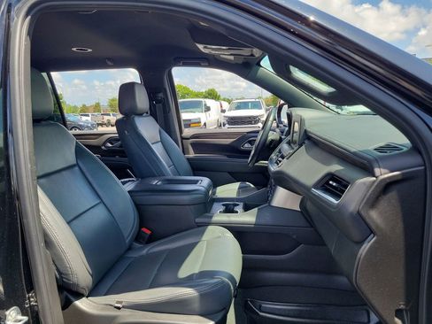 Used 2023 Chevrolet Suburban LS w/ Driver Alert Package RWD image 27