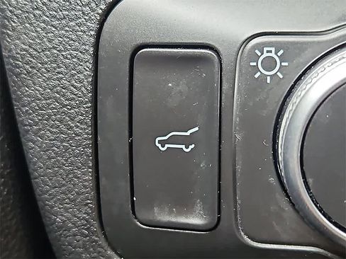 Used 2021 Ford Escape SE w/ Convenience Package image 21