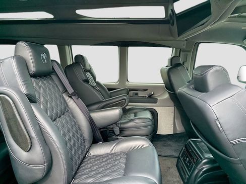 New 2026 GMC Savana 2500 Extended w/ Driver Convenience Package RWD image 21