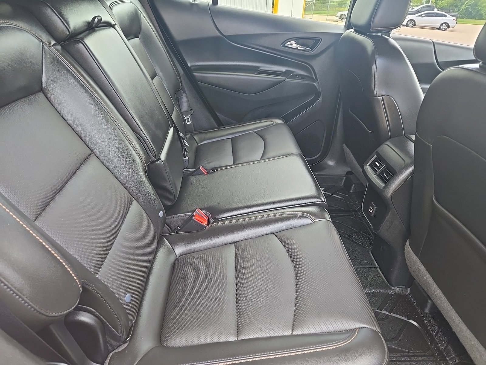 Used 2020 Chevrolet Equinox LT w/ Midnight Edition AWD/4WD image 11