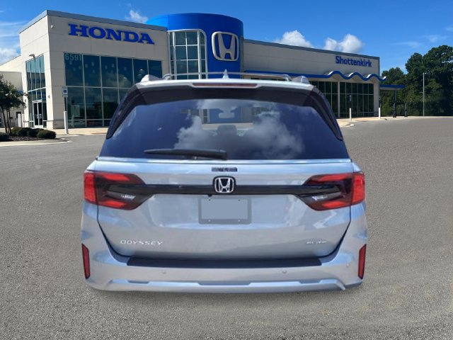 New 2027 Honda Odyssey Elite image 3
