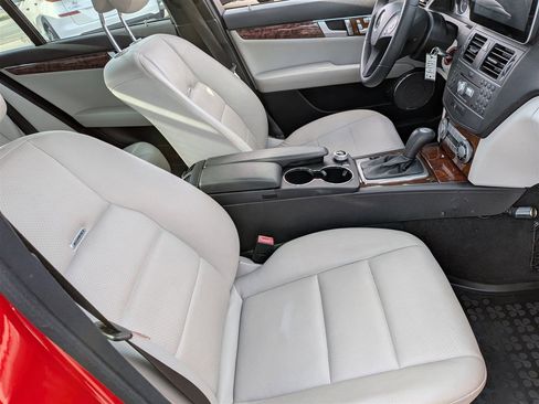 Used 2011 Mercedes-Benz C 350 Sport image 31