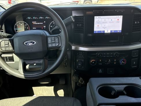 Used 2024 Ford F250 XL w/ STX Appearance Package AWD/4WD image 5