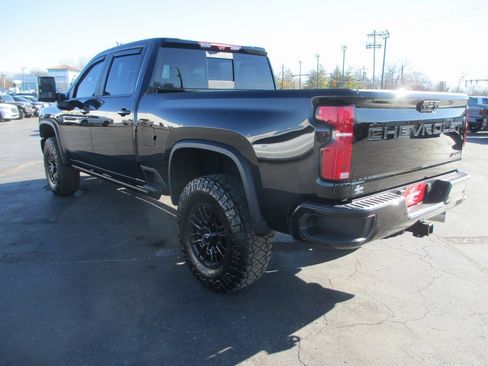 Certified 2025 Chevrolet Silverado 2500 ZR2 w/ Technology Package image 8