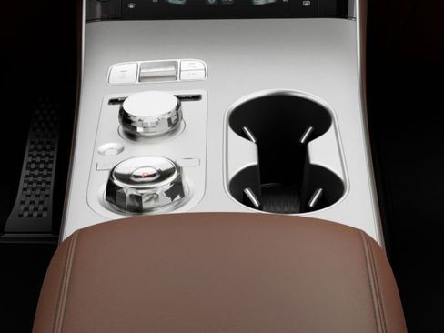 New 2026 Genesis GV70 2.5T Advanced AWD/4WD image 25