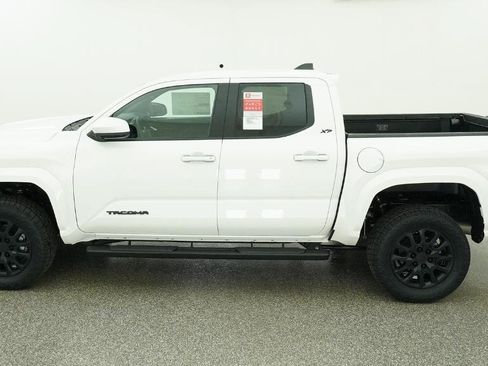 New 2026 Toyota Tacoma SR5 RWD image 43