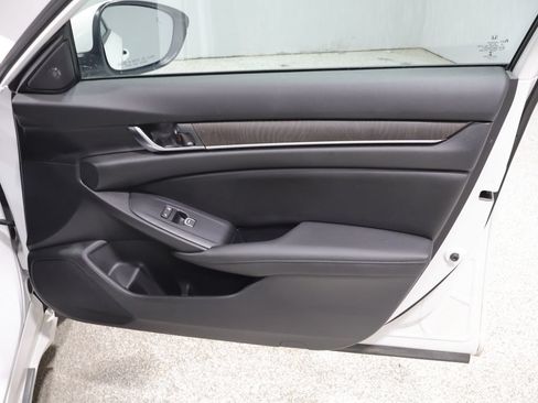 Used 2019 Honda Accord EX-L image 22