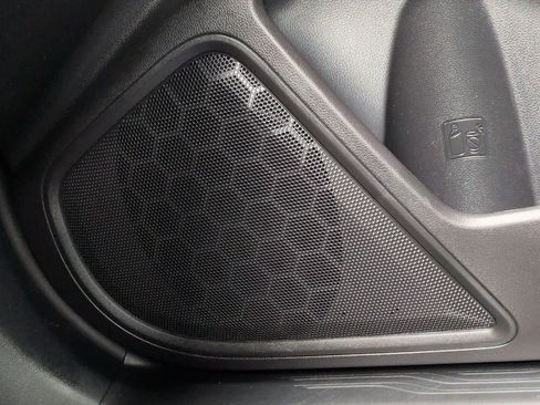 Certified 2023 Subaru Outback image 30