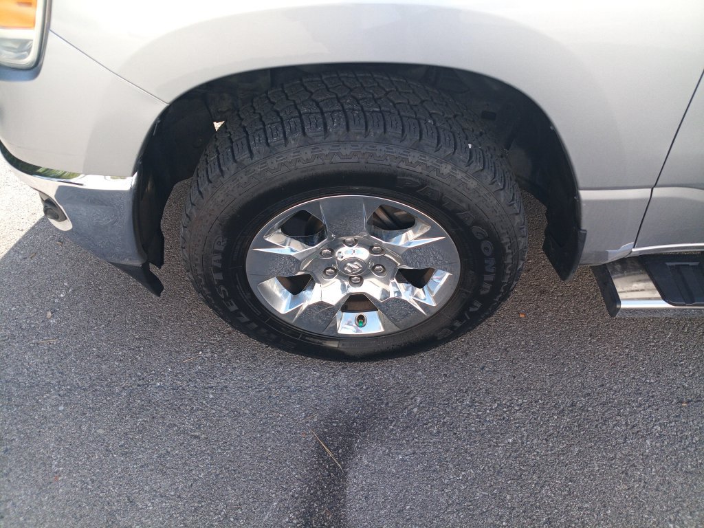 Used 2020 RAM 1500 Big Horn AWD/4WD image 9