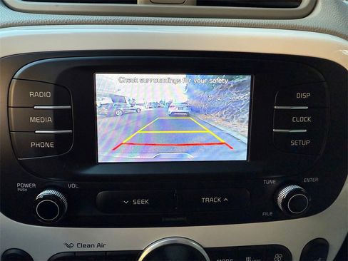 Used 2017 Kia Soul EV-e image 17