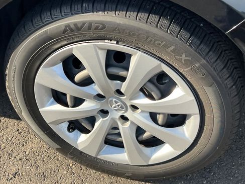 Used 2022 Toyota Corolla LE image 22