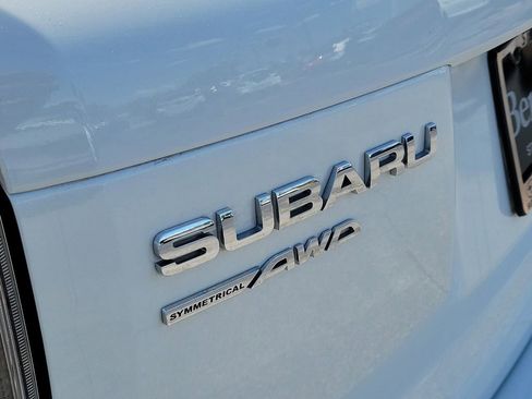 Used 2017 Subaru Forester 2.5i Touring AWD/4WD image 5