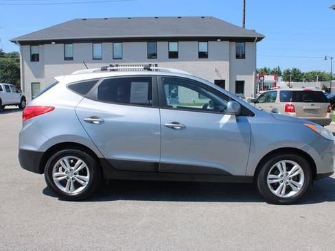 Used 2011 Hyundai Tucson GLS FWD image 6