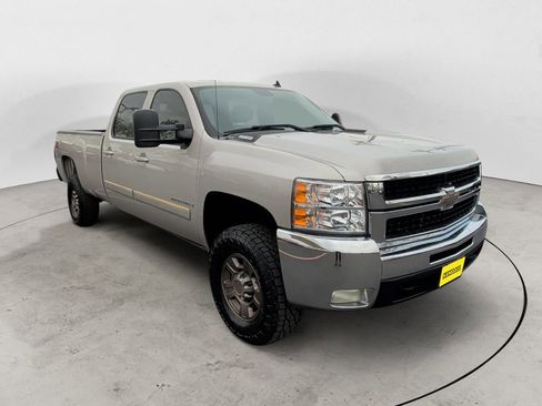 Used 2007 Chevrolet Silverado 3500 LTZ w/ Suspension Package, Off-Road AWD/4WD image 7