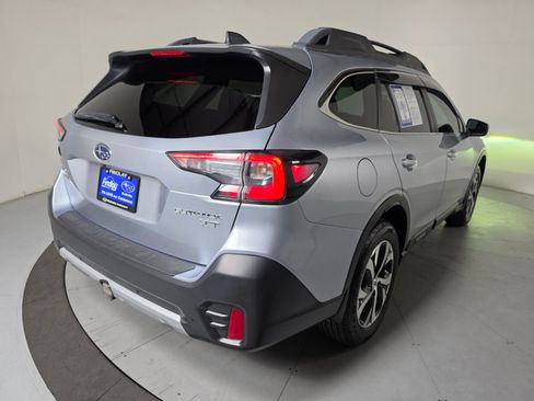 Used 2020 Subaru Outback Limited XT w/ Popular Package #2 AWD/4WD image 5