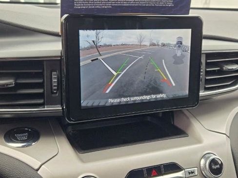 Certified 2023 Ford Explorer XLT w/ Equipment Group 202A image 26