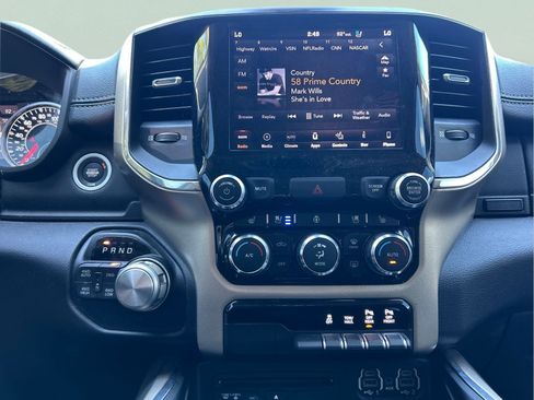 Certified 2019 RAM 1500 Laramie AWD/4WD image 16
