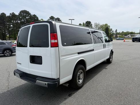 Used 2024 Chevrolet Express 3500 LT w/ LT Preferred Equipment Group image 8