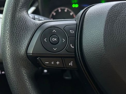 Used 2023 Toyota Corolla LE image 19