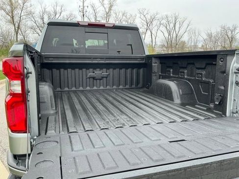 Used 2023 Chevrolet Silverado 1500 RST AWD/4WD image 11