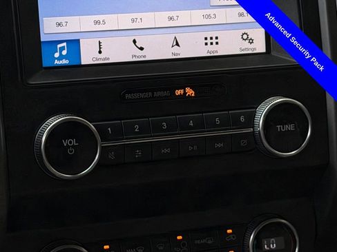 Used 2019 Ford Expedition XLT w/ Equipment Group 202A RWD image 18