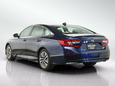 Used 2020 Honda Accord Touring image 3