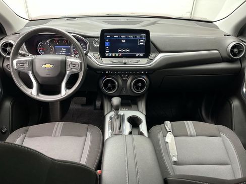 Certified 2024 Chevrolet Blazer LT w/ Convenience Package AWD/4WD image 4