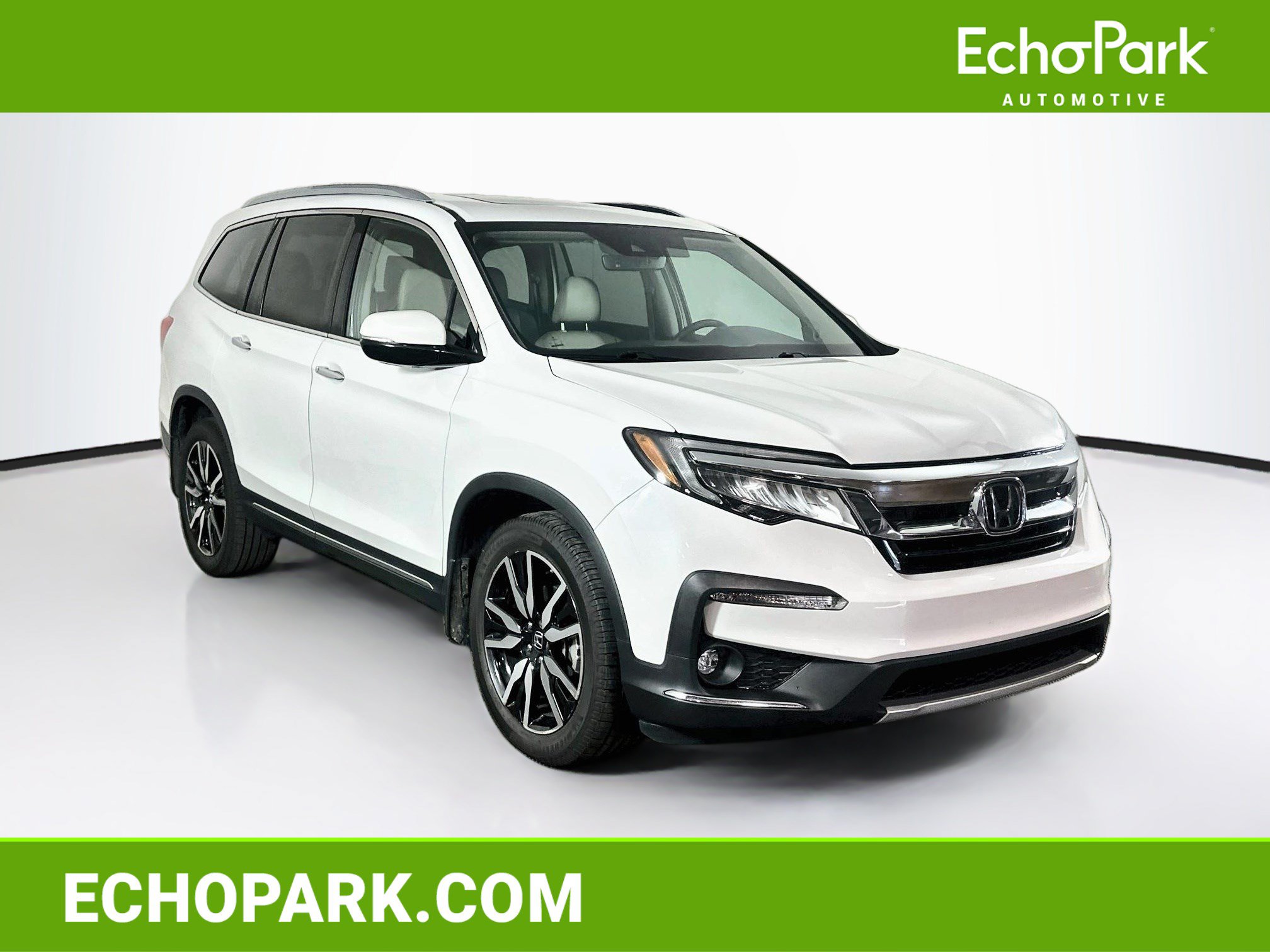Used 2020 Honda Pilot Touring image 1