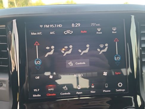 Used 2019 RAM 1500 Big Horn AWD/4WD image 25
