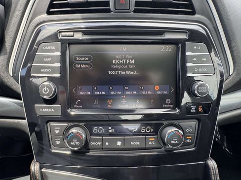 Used 2023 Nissan Maxima SR w/ Sport Mat Group FWD image 31