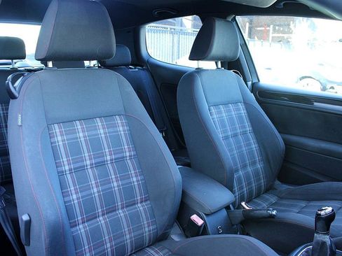 Used 2010 Volkswagen GTI 2-Door image 16