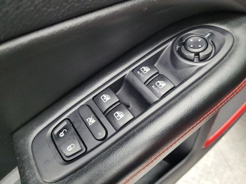 Used 2020 Jeep Compass Trailhawk AWD/4WD image 27