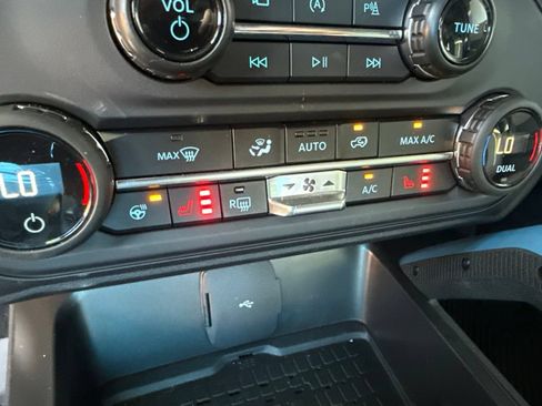 Used 2024 Ford Bronco Wildtrak AWD/4WD image 7