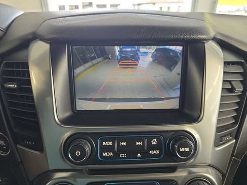 Used 2015 Chevrolet Tahoe LTZ AWD/4WD image 19