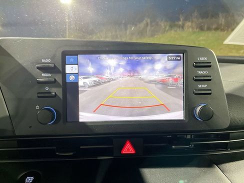 Used 2025 Hyundai Elantra Sport image 25