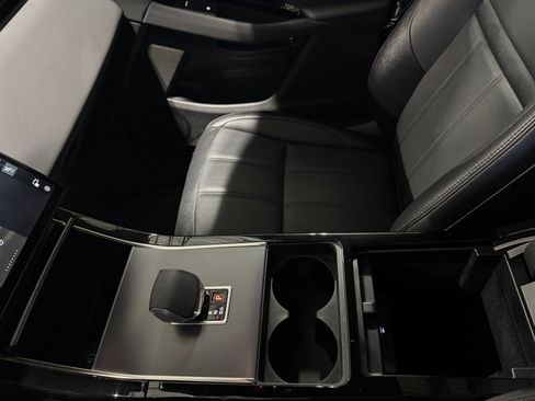 Used 2025 Land Rover Range Rover Evoque Dynamic SE image 29