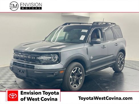 Used 2022 Ford Bronco Sport Outer Banks w/ Tech Package AWD/4WD image 1