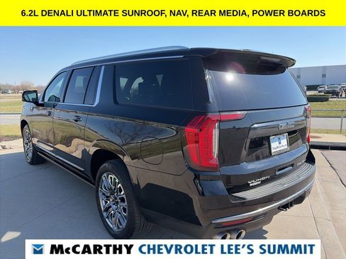 Used 2023 GMC Yukon XL Denali Ultimate AWD/4WD image 13