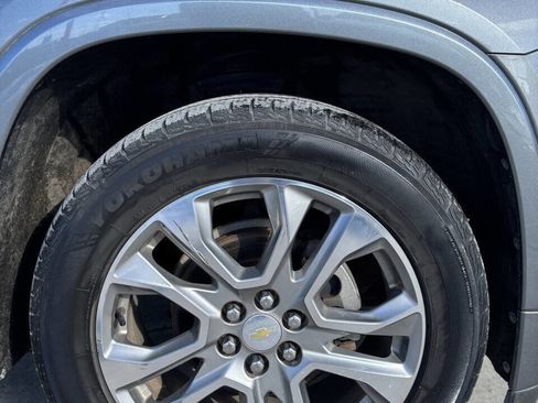 Used 2018 Chevrolet Traverse Premier w/ Driver Confidence II Package image 9