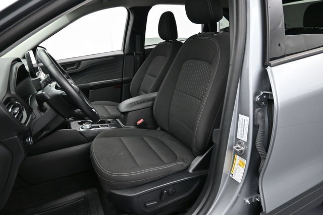 Certified 2024 Ford Escape Active AWD/4WD image 11