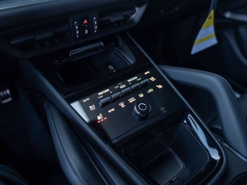 New 2026 Porsche Cayenne S AWD/4WD image 21