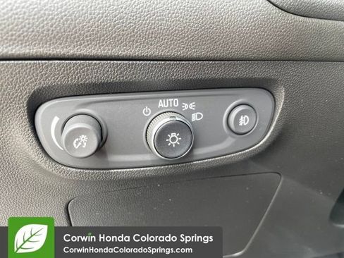 Used 2021 Buick Encore GX Select AWD/4WD image 19