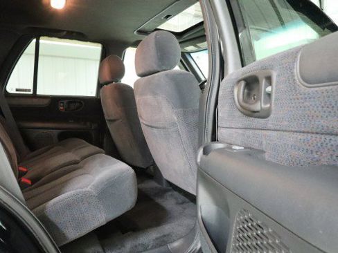 Used 2001 Chevrolet Blazer LT AWD/4WD image 11