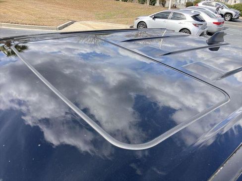 Certified 2025 Toyota Tacoma TRD Pro image 10