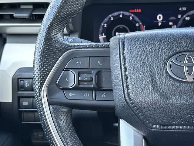 Used 2024 Toyota Tacoma TRD Off-Road AWD/4WD image 9