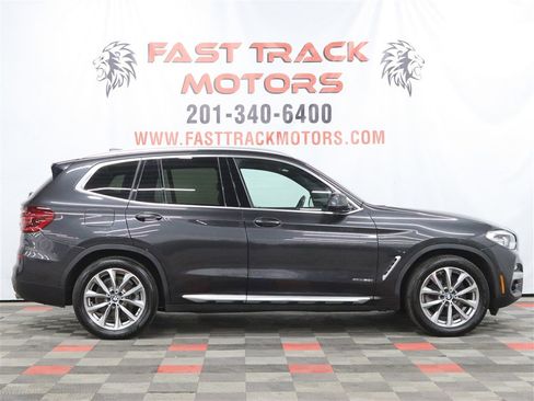 Used 2018 BMW X3 xDrive30i image 4