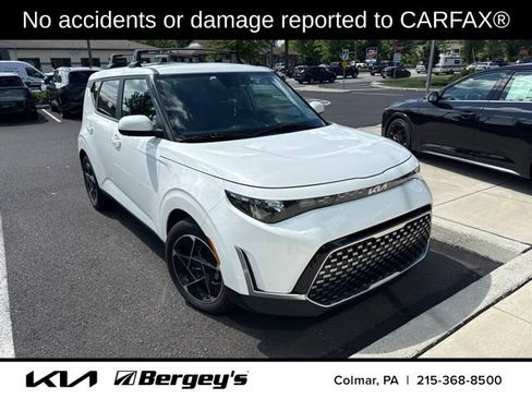 Certified 2024 Kia Soul EX FWD image 2